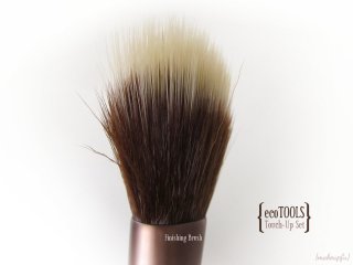 Finishing brush from the ecoTOOLS Four Piece Touch-Up Set