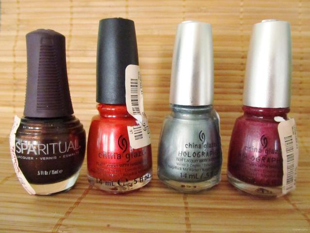 SpaRitual in Native Soil, China Glaze (Xtreme Thrash), and China Glaze Holographic (Don't Be a Luna-tic and Infra Red)